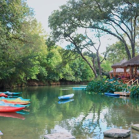 Son'S Rio Cibolo Birdhouse Cabin #10 Romantic Water Front Cabins Surrounded By Nature! Marion Esterno foto