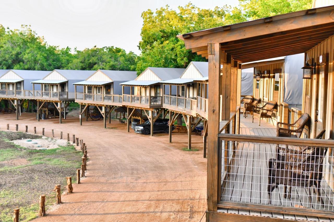 Son'S Rio Cibolo Birdhouse Cabin #10 Romantic Water Front Cabins Surrounded By Nature! Marion Esterno foto