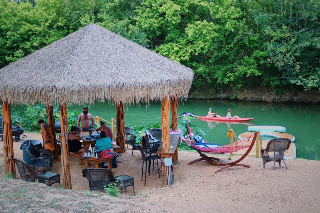 Son'S Rio Cibolo Birdhouse Cabin #10 Romantic Water Front Cabins Surrounded By Nature! Marion Esterno foto