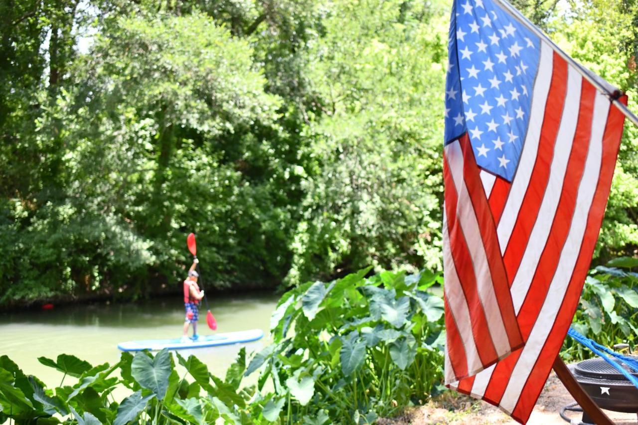 Son'S Rio Cibolo Birdhouse Cabin #10 Romantic Water Front Cabins Surrounded By Nature! Marion Esterno foto